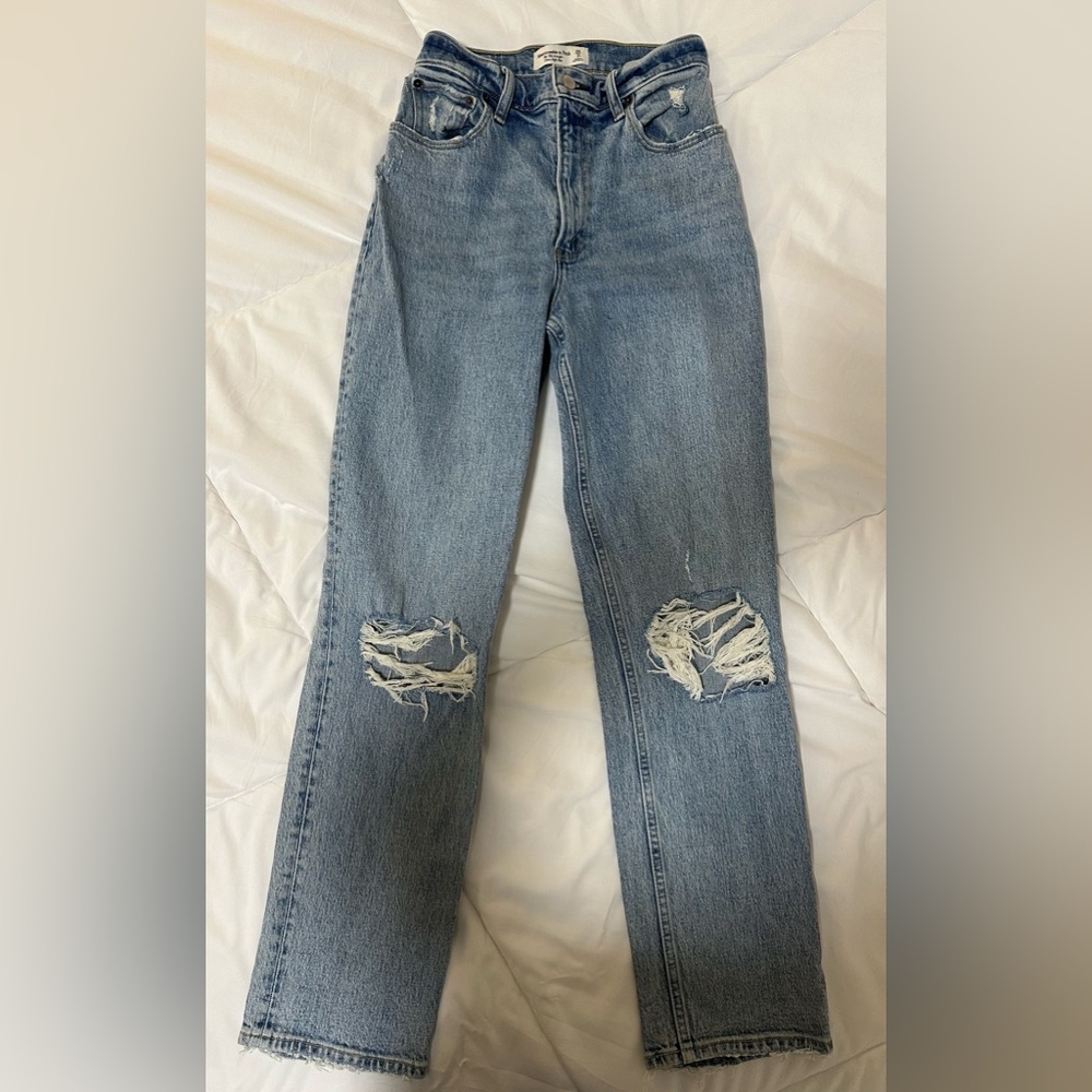 Abercrombie&Fitch Ultra High Rise 90’s Straight Jeans | Blue